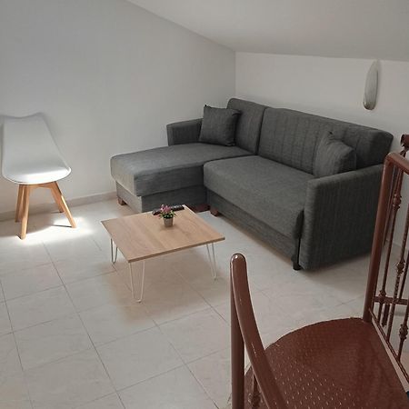 Apartments Gregory & George Hanioti Luaran gambar