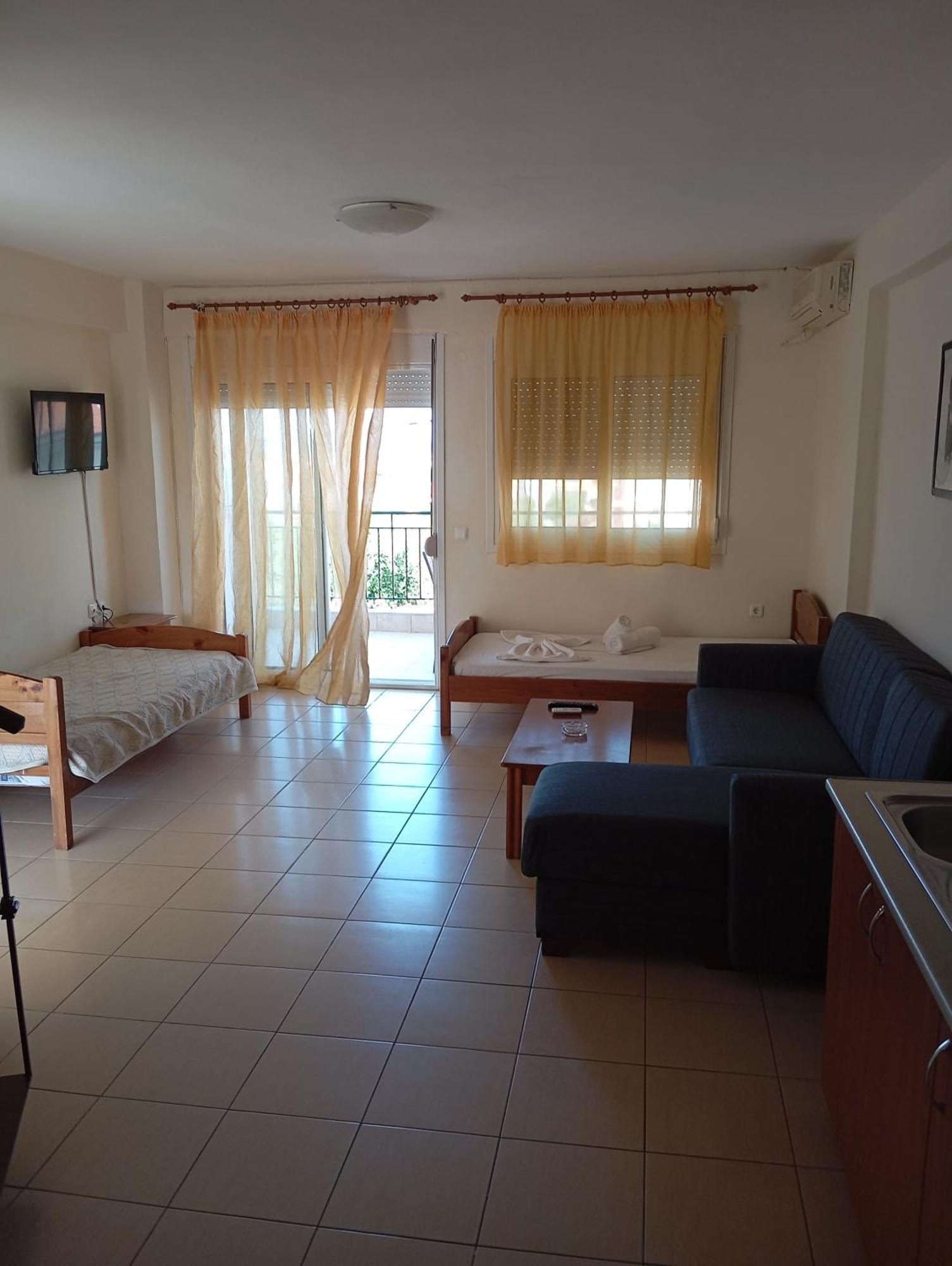 Apartments Gregory & George Hanioti Luaran gambar